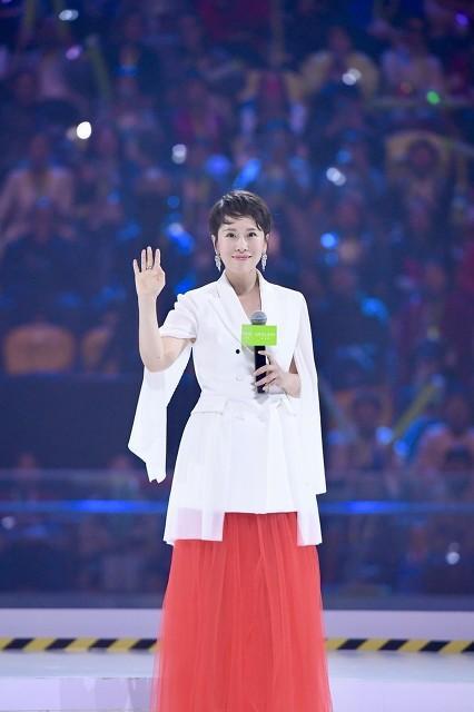 娱乐吃瓜解说女艺人